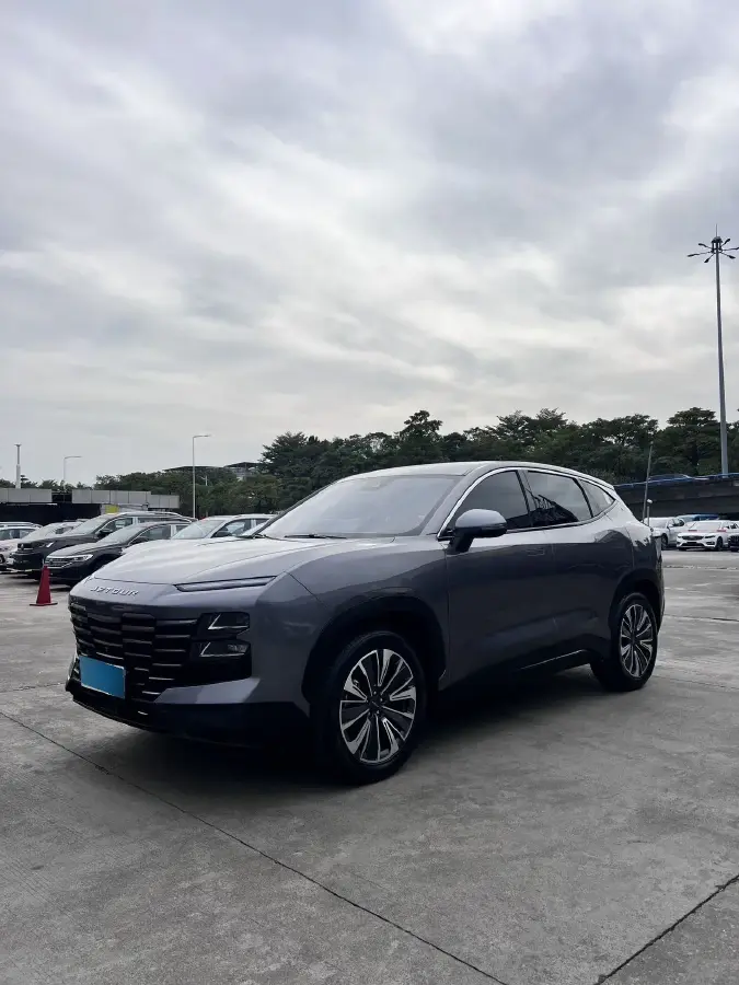 2022 Jetour DASHING 1.6T 197HP L4 7DCT