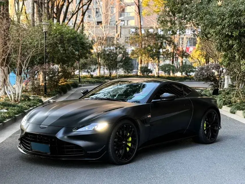 2023 Aston Martin V8 Vantage 4.0T 510HP V8 8AT