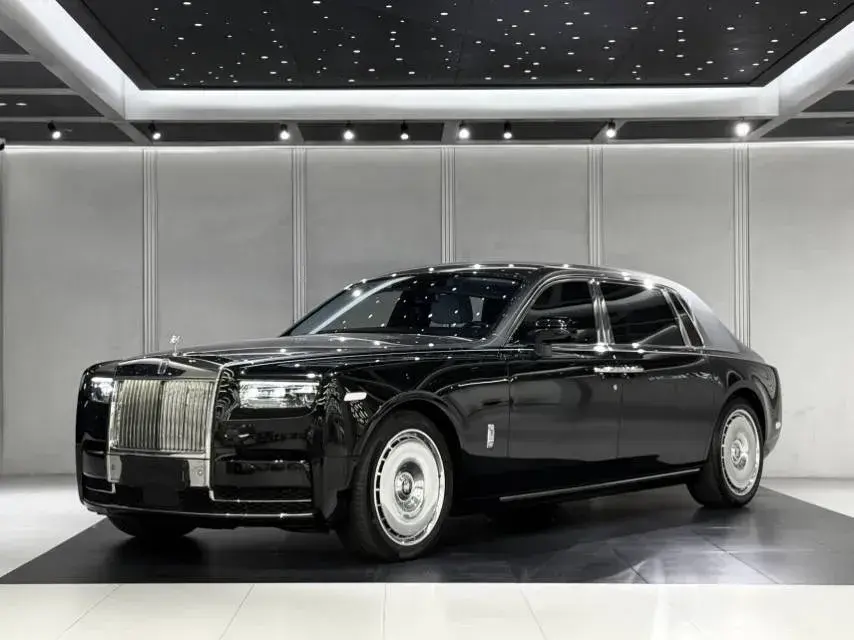 2018 Rolls-Royce Phantom 6.7T 571HP V12 8AT
