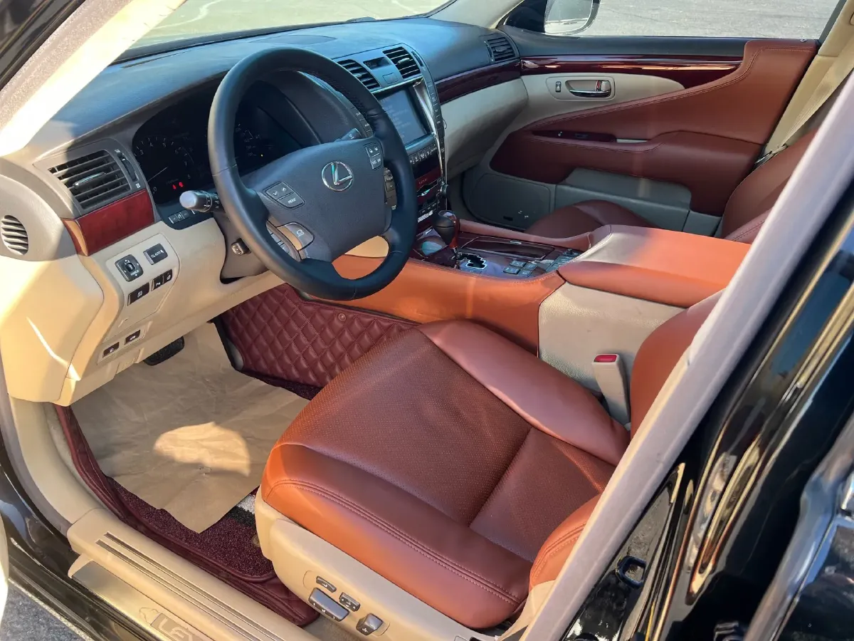 2006 Lexus LS 4.6L 346HP V8 8AT,autocango,china used car exporter,china ev exporter,chinese used car exporter,chinese used ev exporter