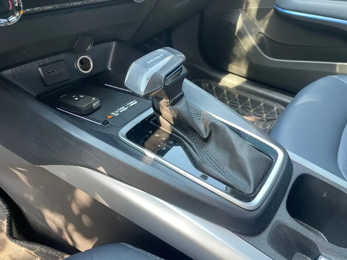 2024 Chevrolet Monza 1.5L 113HP L4 6DCT,autocango,china used car exporter,china ev exporter,chinese used car exporter,chinese used ev exporter