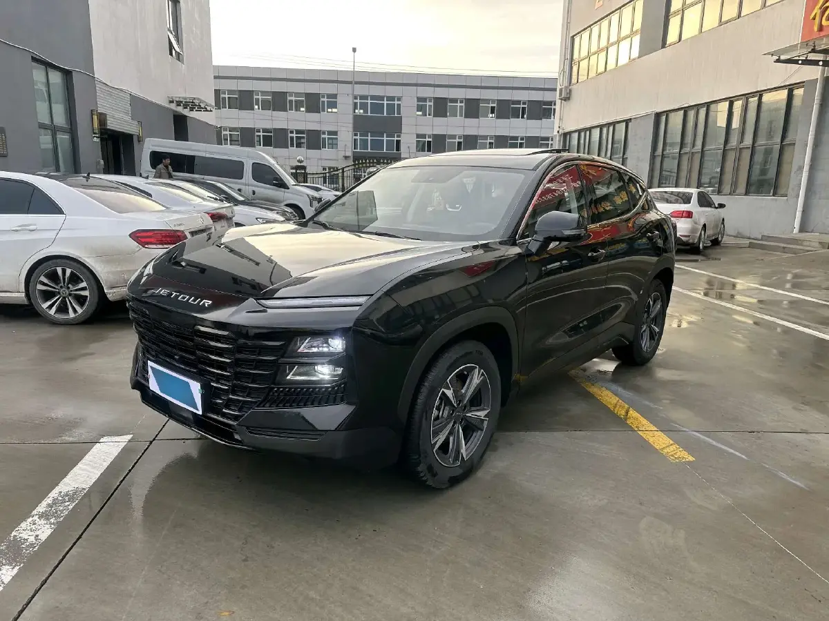 2024 Jetour DASHING 1.5T 156HP L4 6DCT