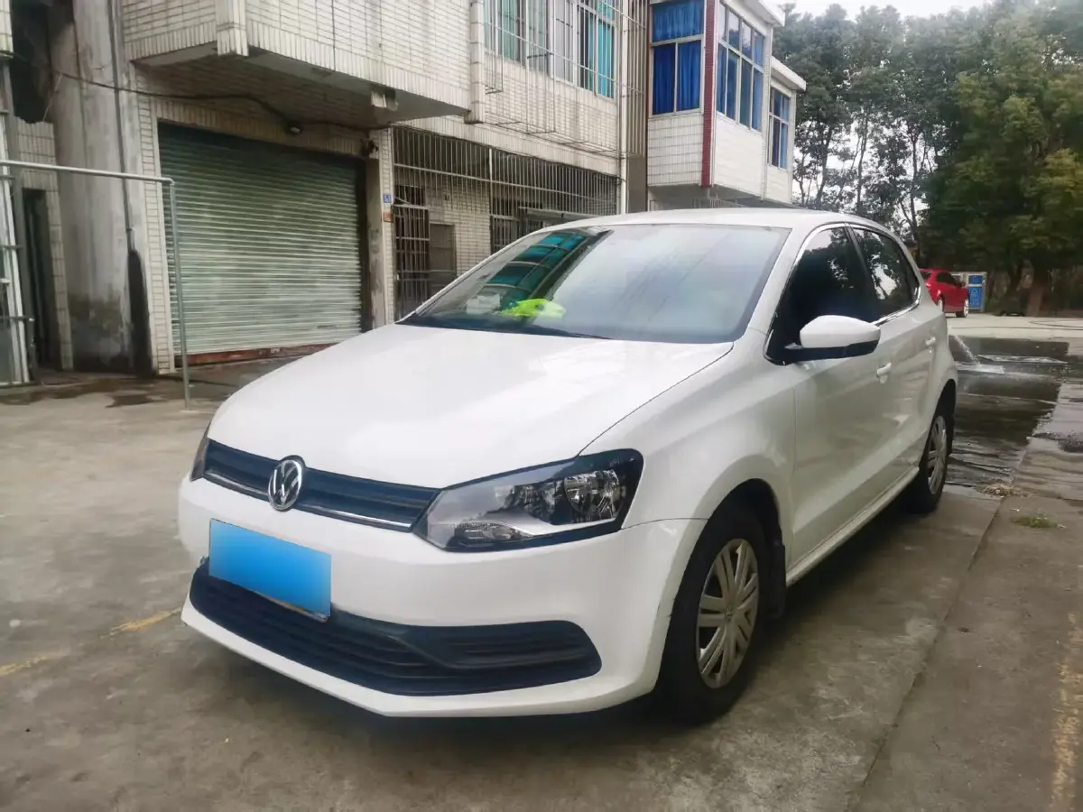 2018 Volkswagen Polo 1.5L 110HP L4 6AT