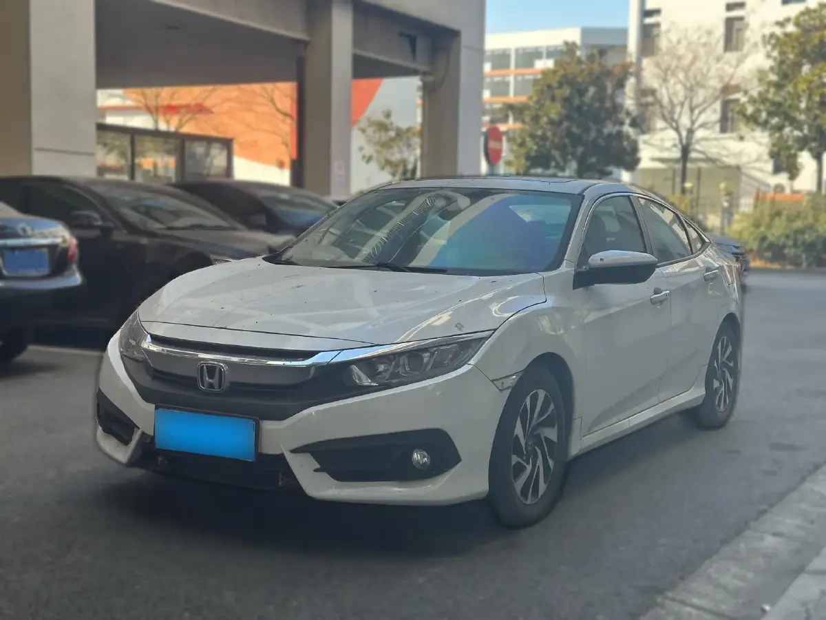 2016 Honda Civic 1.5T 177HP L4 CVT