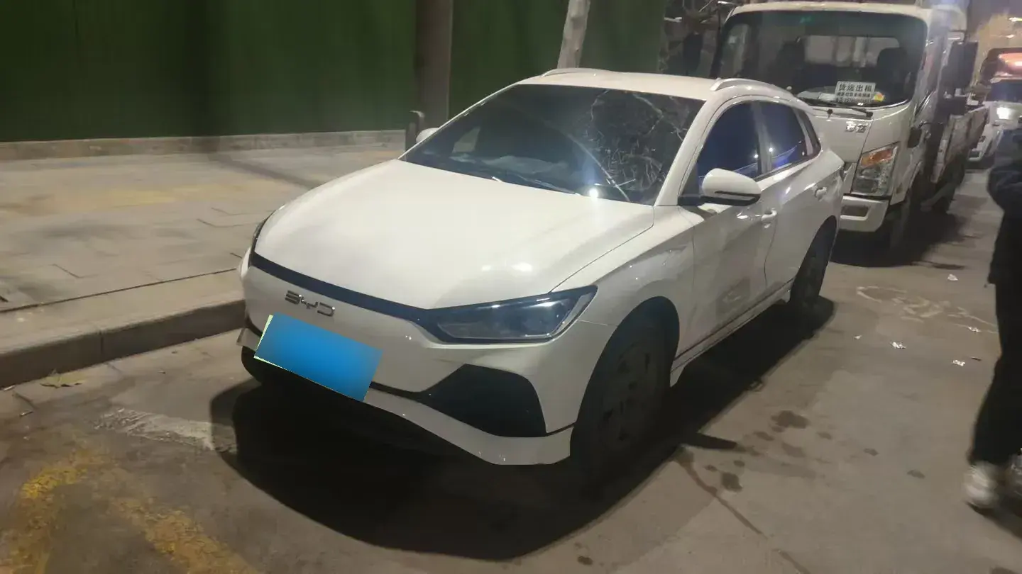 2023 BYD e2 BEV 43.2KWH