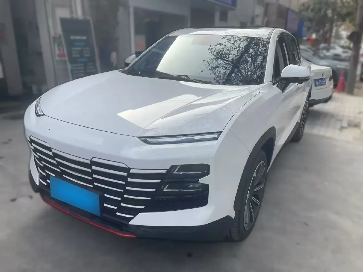 2022 Jetour DASHING 1.6T 197HP L4 7DCT