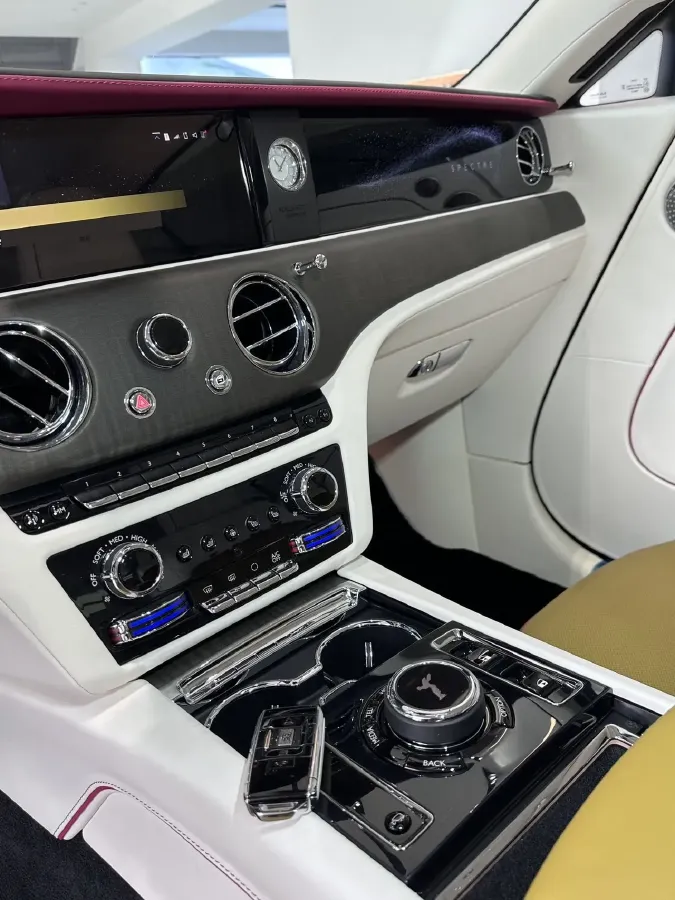 2024 Rolls-Royce Spectre BEV,autocango,china used car exporter,china ev exporter,chinese used car exporter,chinese used ev exporter