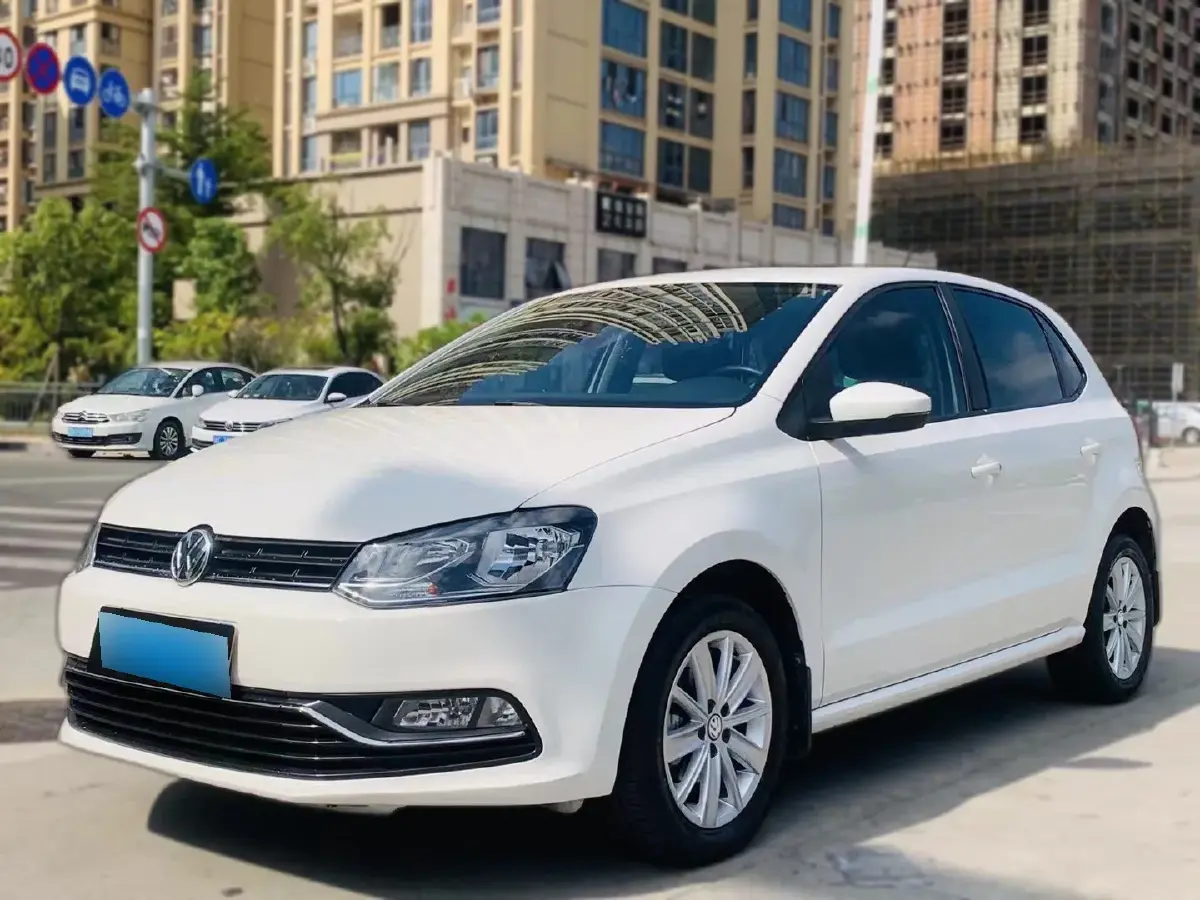 2018 Volkswagen Polo 1.5L 110HP L4 6AT