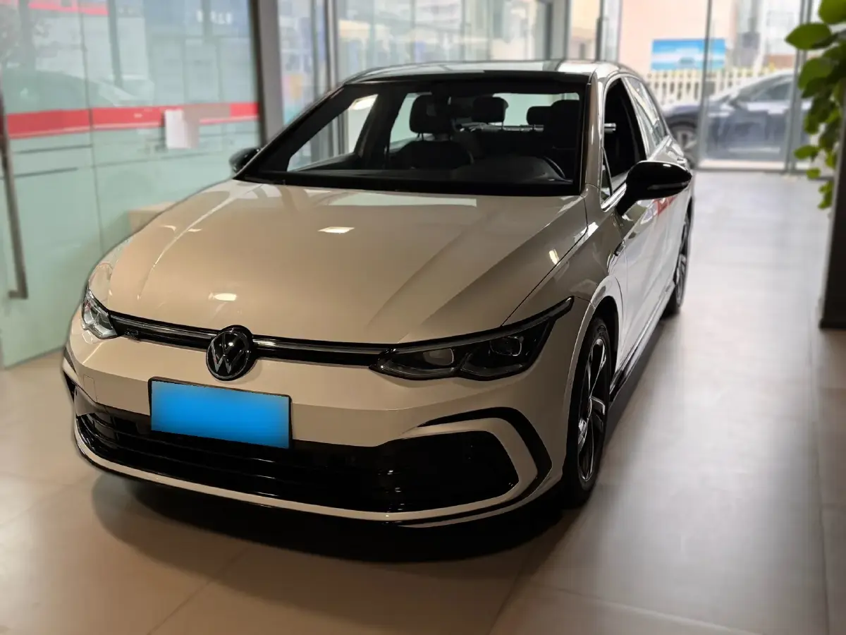 2023 Volkswagen Golf 1.4T 150HP L4 7DCT