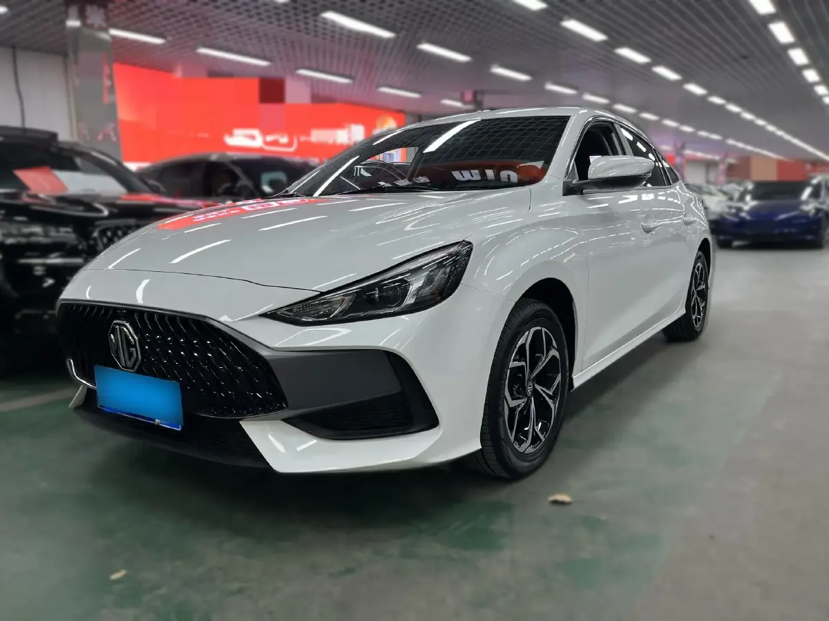 2023 MG 5 1.5L 129HP L4 5MT