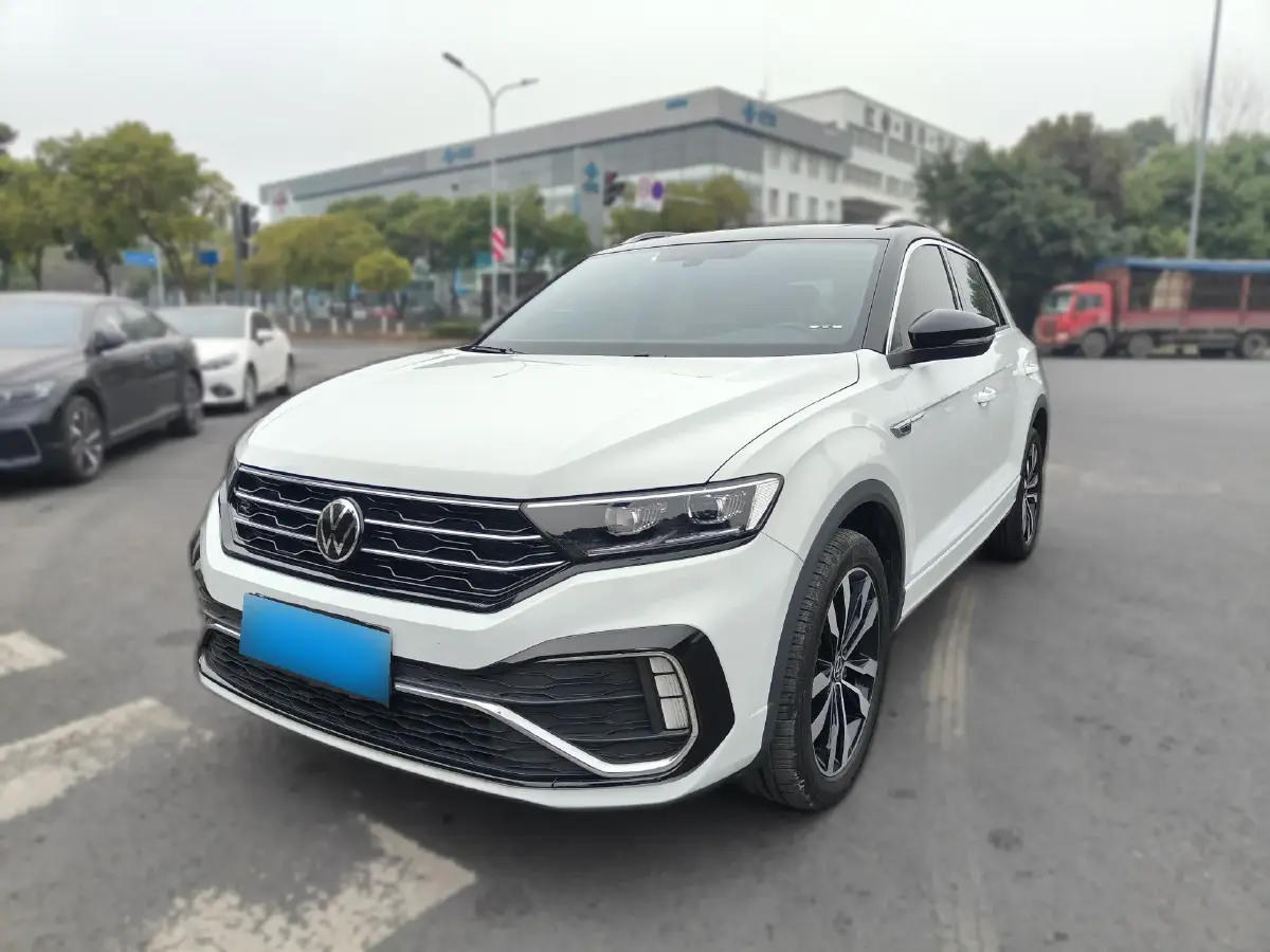 2022 Volkswagen T-Roc 1.4T 150HP L4 7DCT