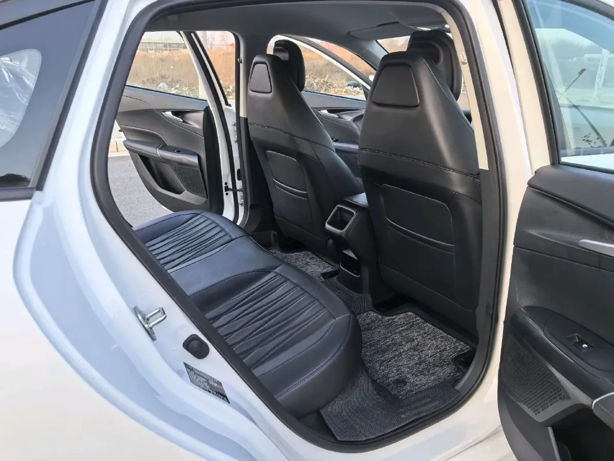 2024 ChangAn QiYuan A05 1.5L 110HP L4 E-CVT PHEV 9.07KWH,autocango,china used car exporter,china ev exporter,chinese used car exporter,chinese used ev exporter