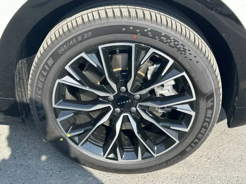 2025 Zeekr 7X BEV 75KWH,autocango,china used car exporter,china ev exporter,chinese used car exporter,chinese used ev exporter