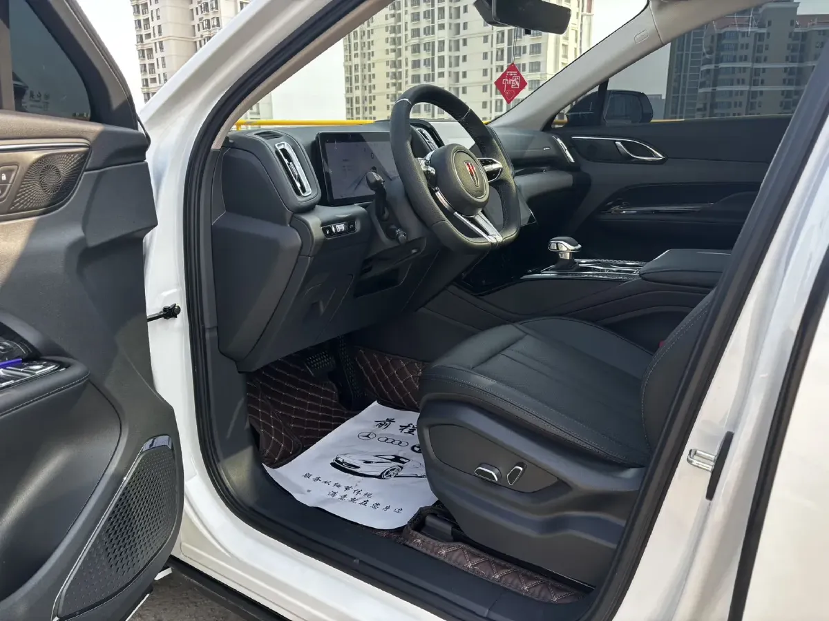 2024 HongQi HS3 1.5T 169HP L4 1DHT PHEV 18.4KWH,autocango,china used car exporter,china ev exporter,chinese used car exporter,chinese used ev exporter