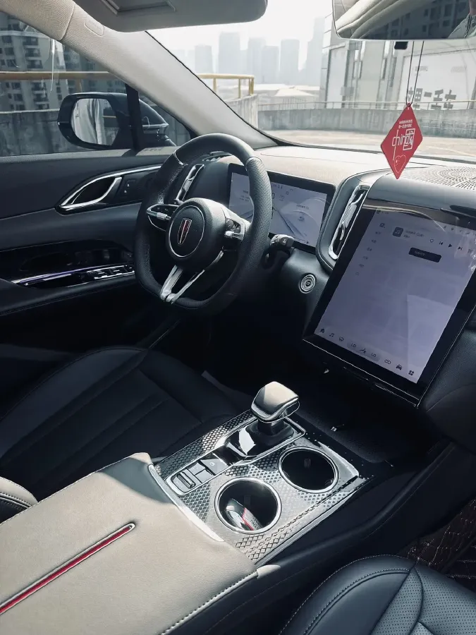 2024 HongQi HS3 1.5T 169HP L4 1DHT PHEV 18.4KWH,autocango,china used car exporter,china ev exporter,chinese used car exporter,chinese used ev exporter