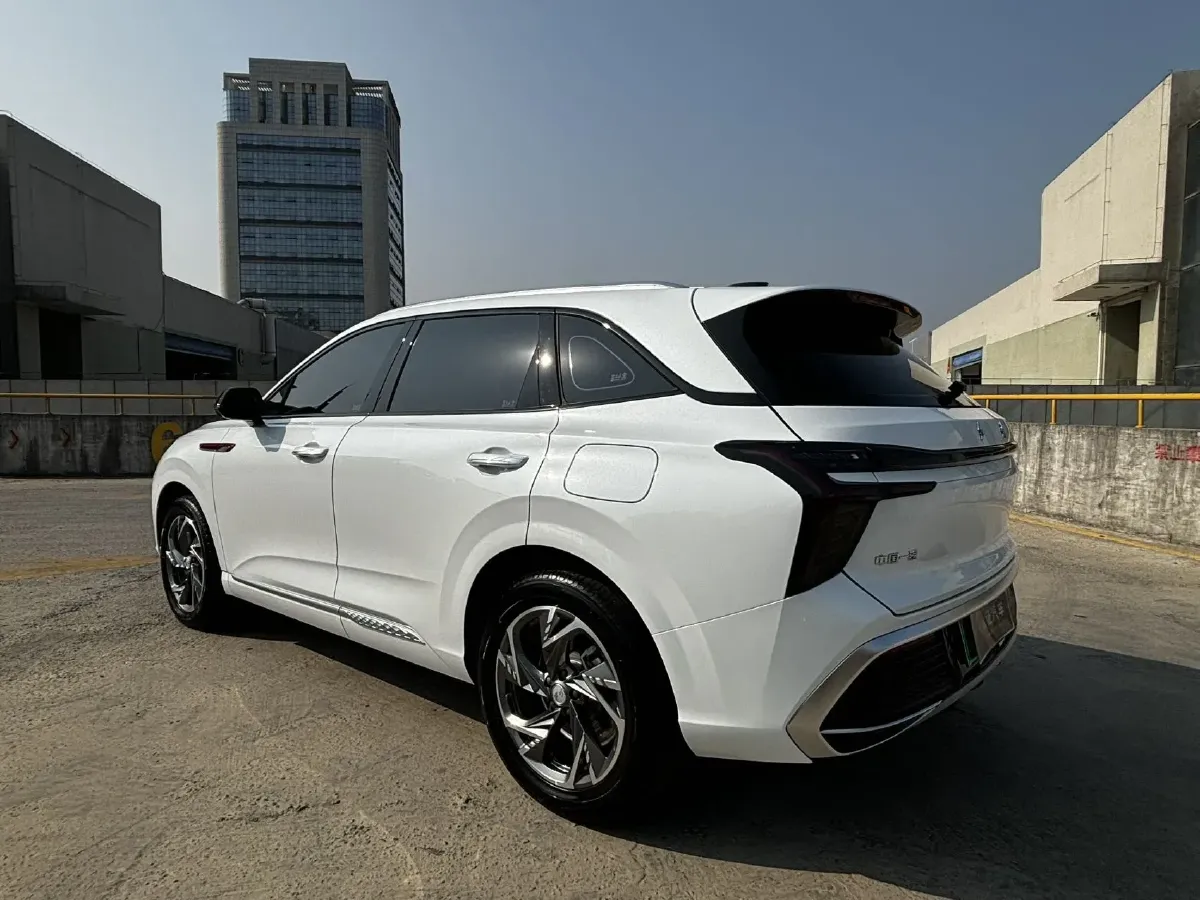 2024 HongQi HS3 1.5T 169HP L4 1DHT PHEV 18.4KWH,autocango,china used car exporter,china ev exporter,chinese used car exporter,chinese used ev exporter