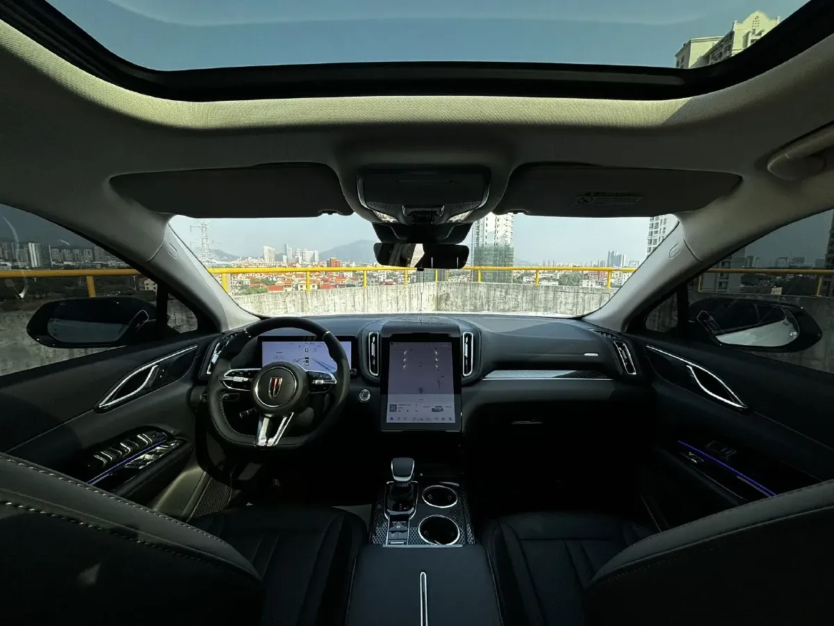 2024 HongQi HS3 1.5T 169HP L4 1DHT PHEV 18.4KWH,autocango,china used car exporter,china ev exporter,chinese used car exporter,chinese used ev exporter