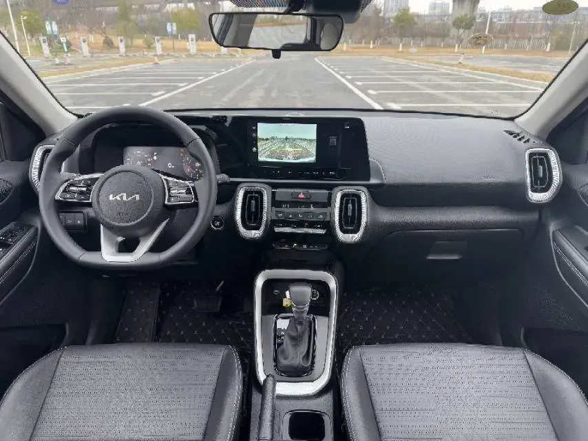 2024 Kia Sonet 1.5L 115HP L4 CVT,autocango,china used car exporter,china ev exporter,chinese used car exporter,chinese used ev exporter