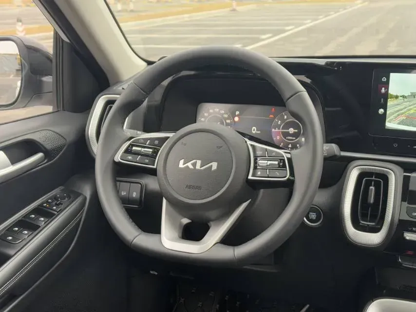 2024 Kia Sonet 1.5L 115HP L4 CVT,autocango,china used car exporter,china ev exporter,chinese used car exporter,chinese used ev exporter