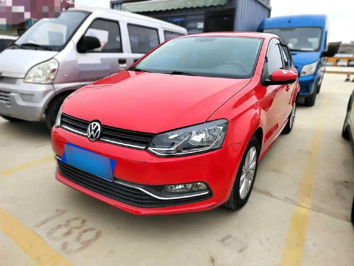 2014 Volkswagen Polo 1.6L 110HP L4 6AT