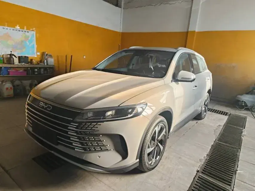 2025 BYD Sea Lion 05 DM-i 1.5L 101HP L4 E-CVT PHEV 18.3KWH