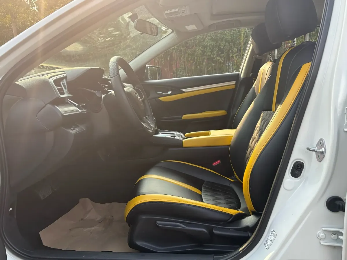 2019 Honda Civic 1.5T 177HP L4 CVT,autocango,china used car exporter,china ev exporter,chinese used car exporter,chinese used ev exporter