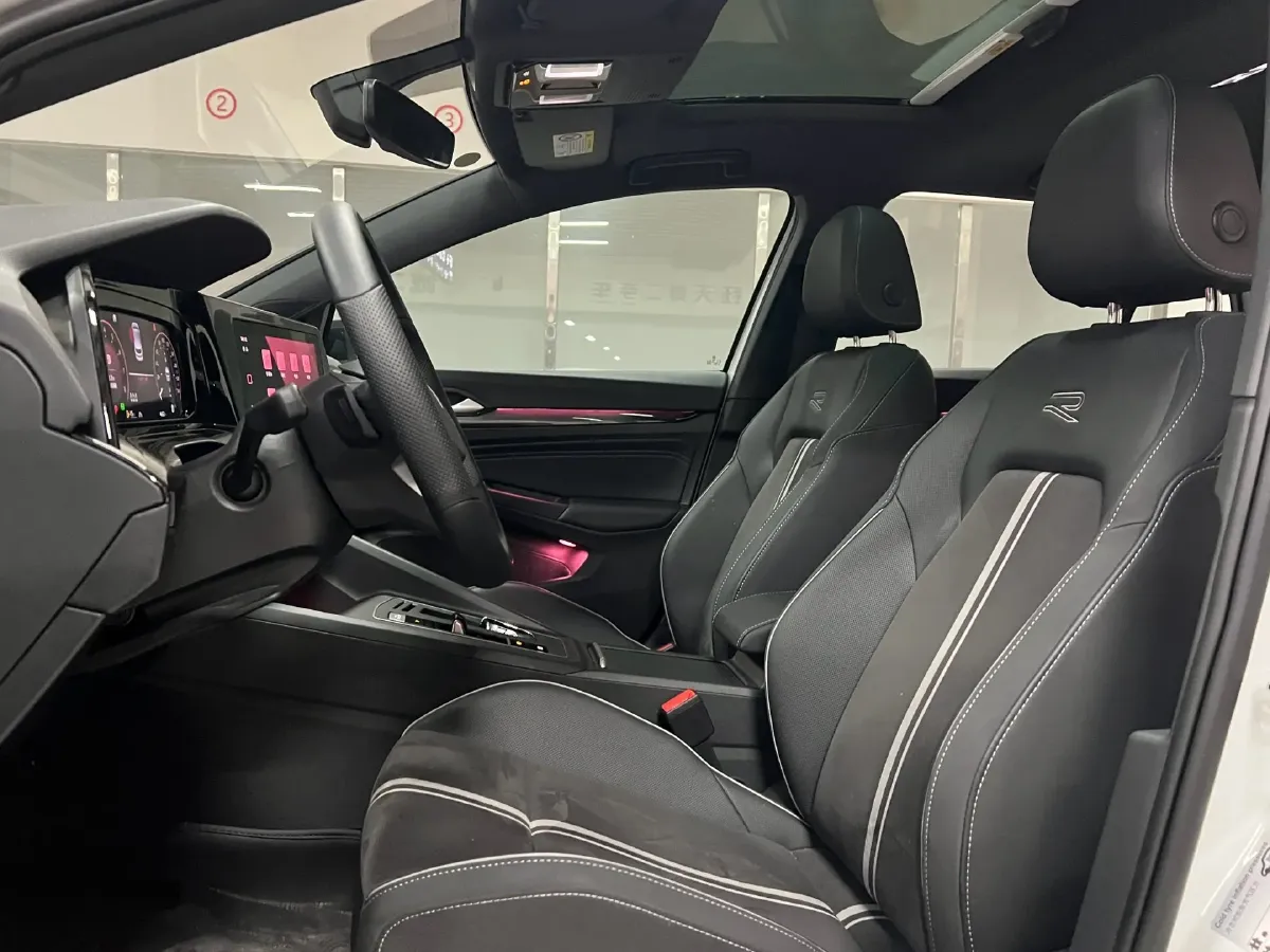 2023 Volkswagen Golf 1.4T 150HP L4 7DCT,autocango,china used car exporter,china ev exporter,chinese used car exporter,chinese used ev exporter