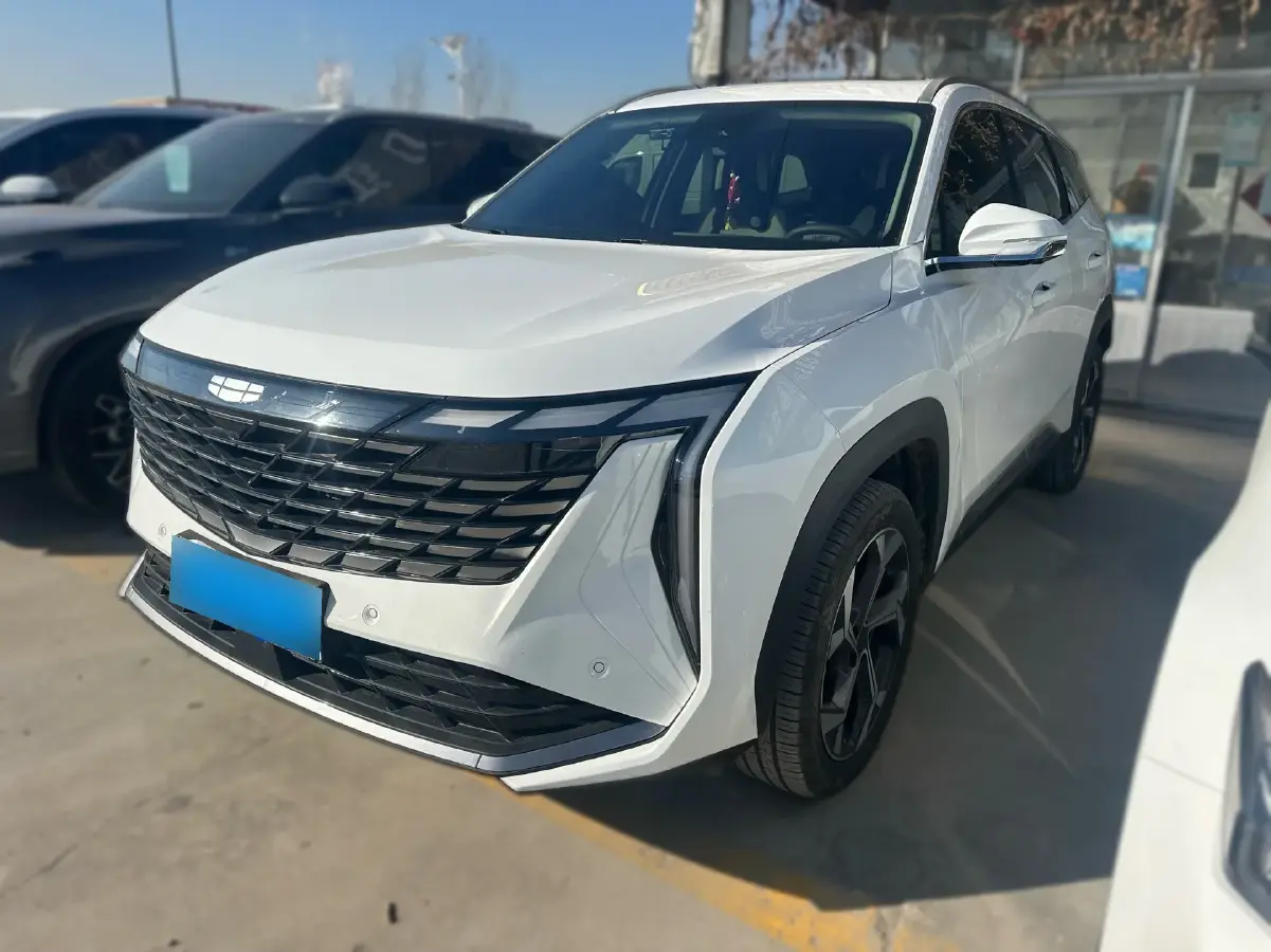 2023 Geely StarRay 1.5T 181HP L4 7DCT