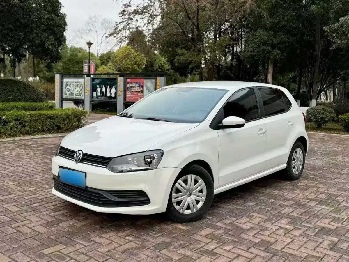 2018 Volkswagen Polo 1.5L 110HP L4 6AT