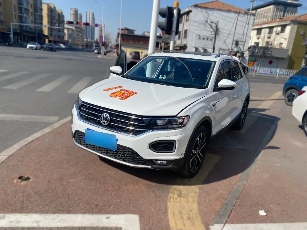 2020 Volkswagen T-Roc 1.4T 150HP L4 7DCT