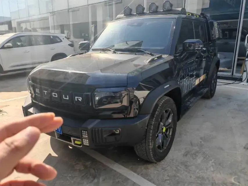 2023 Jetour Traveller 2.0T 254HP L4 7DCT