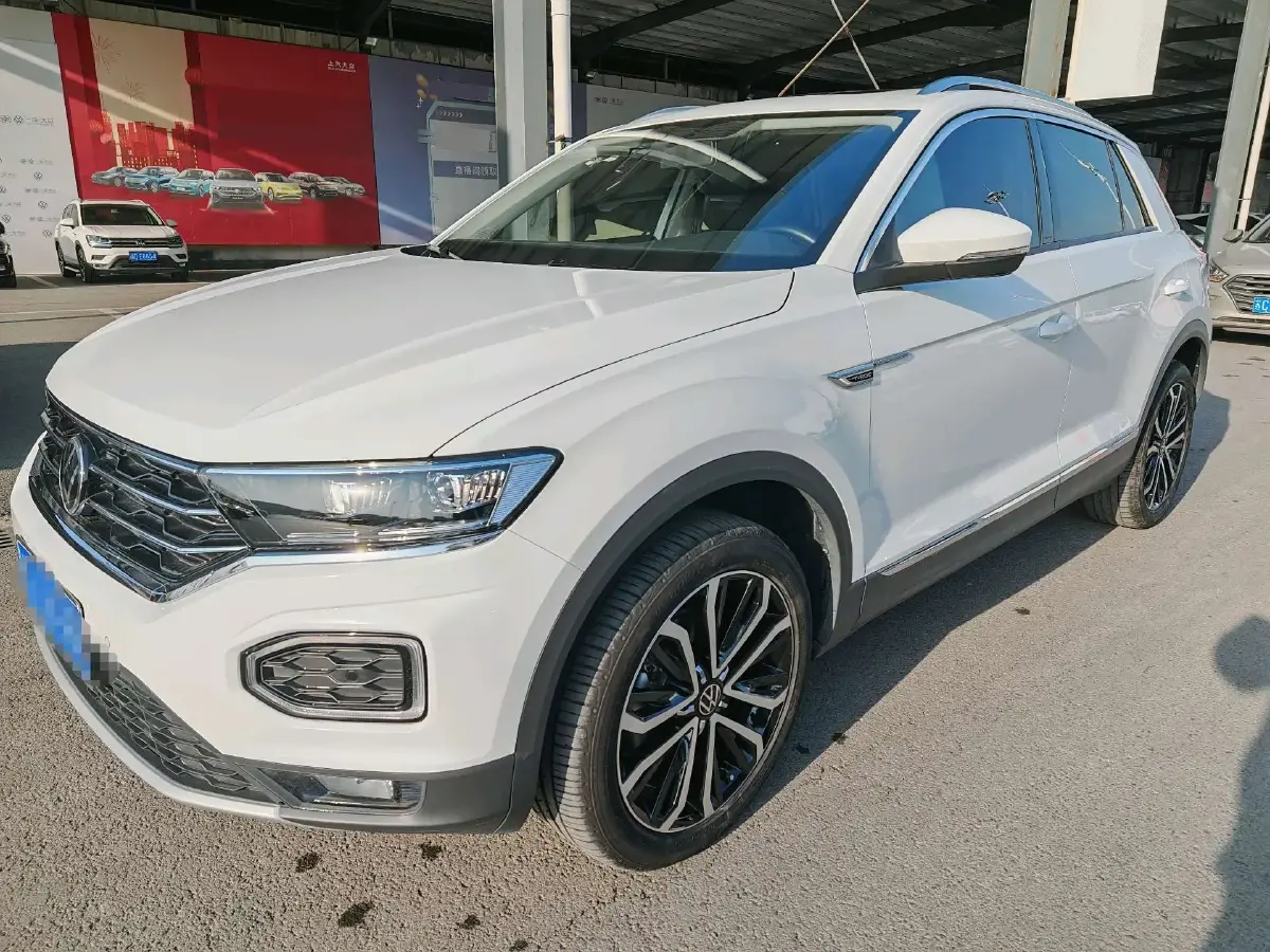 2022 Volkswagen T-Roc 1.4T 150HP L4 7DCT