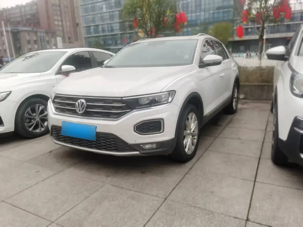 2020 Volkswagen T-Roc 1.4T 150HP L4 7DCT
