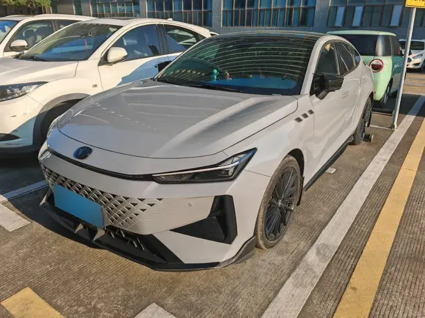 2024 ChangAn UNI-V 1.5T 188HP L4 7DCT