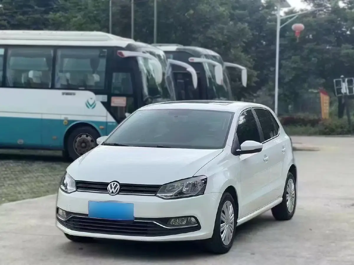2018 Volkswagen Polo 1.5L 110HP L4 6AT