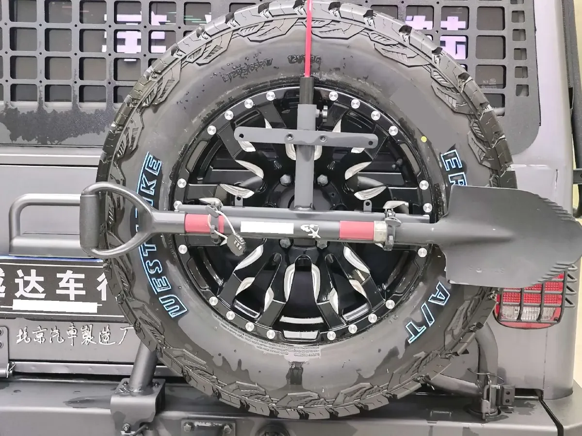 2023 BAW 212 2.4T 211HP L4 6MT,autocango,china used car exporter,china ev exporter,chinese used car exporter,chinese used ev exporter