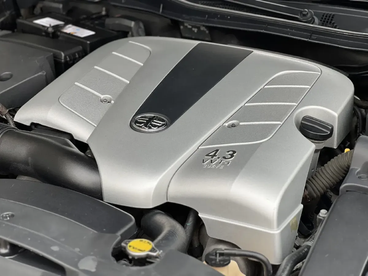 2009 HongQi ShengShi 4.3L 280HP V8 6AT,autocango,china used car exporter,china ev exporter,chinese used car exporter,chinese used ev exporter