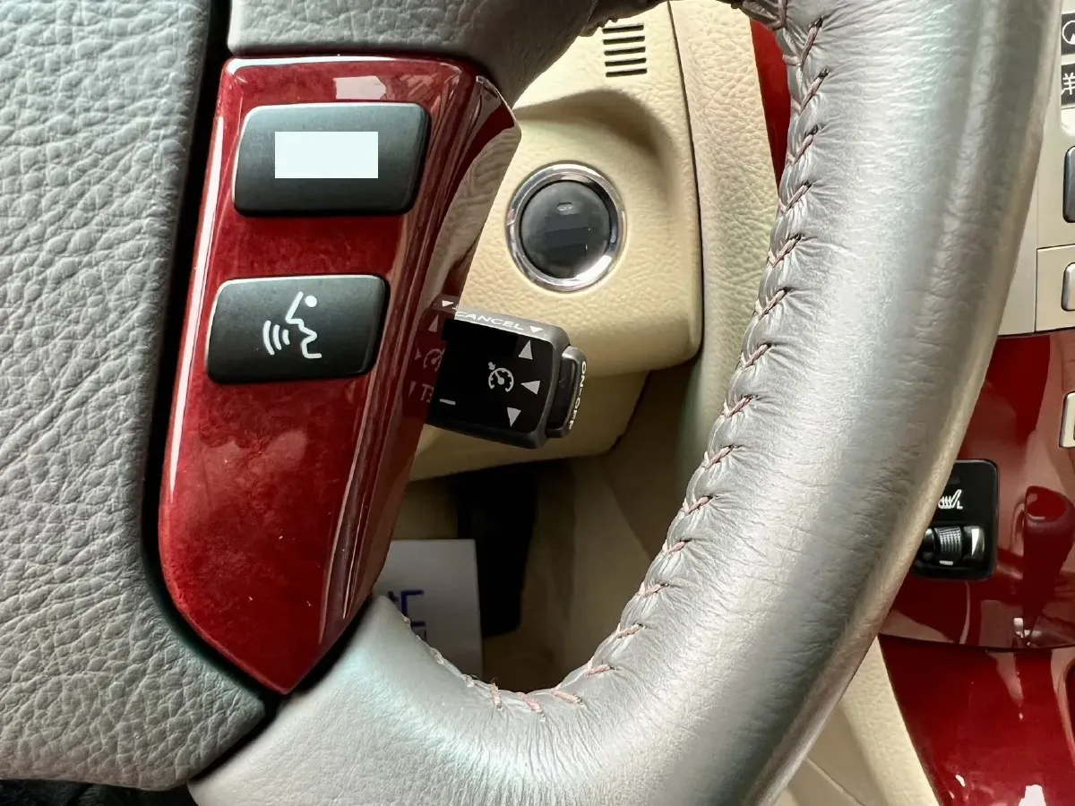 2009 HongQi ShengShi 4.3L 280HP V8 6AT,autocango,china used car exporter,china ev exporter,chinese used car exporter,chinese used ev exporter