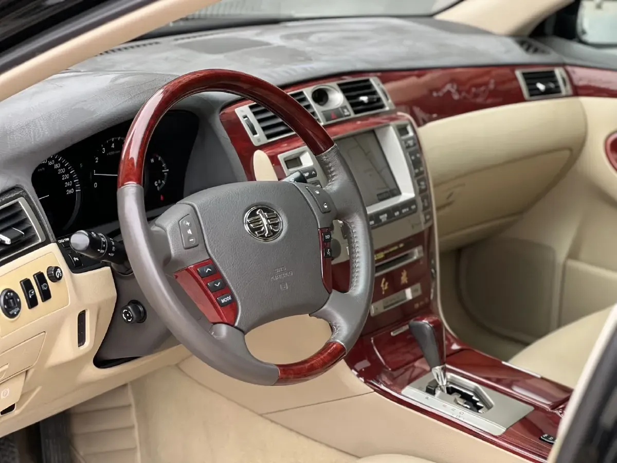 2009 HongQi ShengShi 4.3L 280HP V8 6AT,autocango,china used car exporter,china ev exporter,chinese used car exporter,chinese used ev exporter