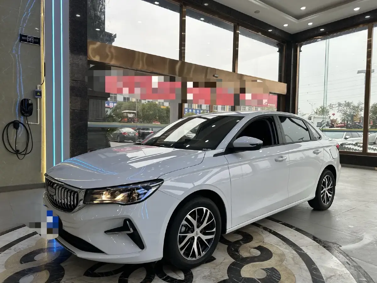 2025 Geely Emgrand 1.5L 127HP L4 CVT