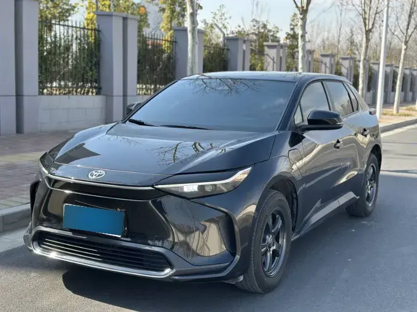 2022 Toyota bZ4X BEV 50.3KWH