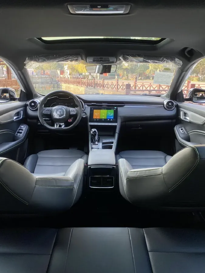 2023 MG MG6 1.5T 181HP L4 7DCT,autocango,china used car exporter,china ev exporter,chinese used car exporter,chinese used ev exporter