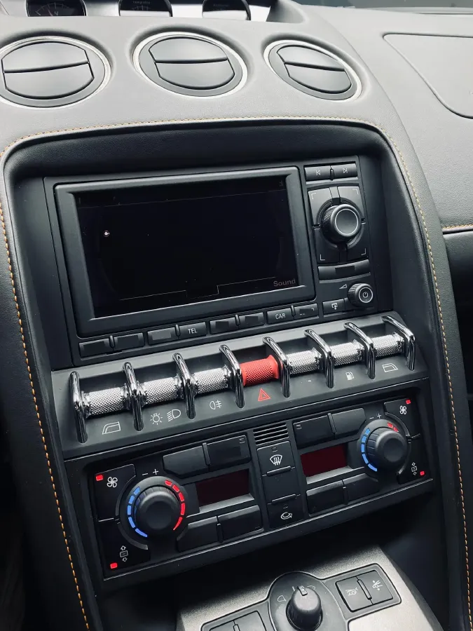 2010 Lamborghini Gallardo 5.2L 557HP V10 6AMT,autocango,china used car exporter,china ev exporter,chinese used car exporter,chinese used ev exporter