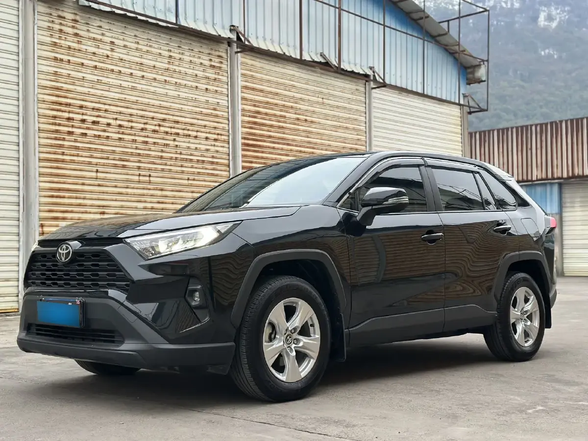 2023 Toyota RAV4 2.0L 171HP L4 CVT