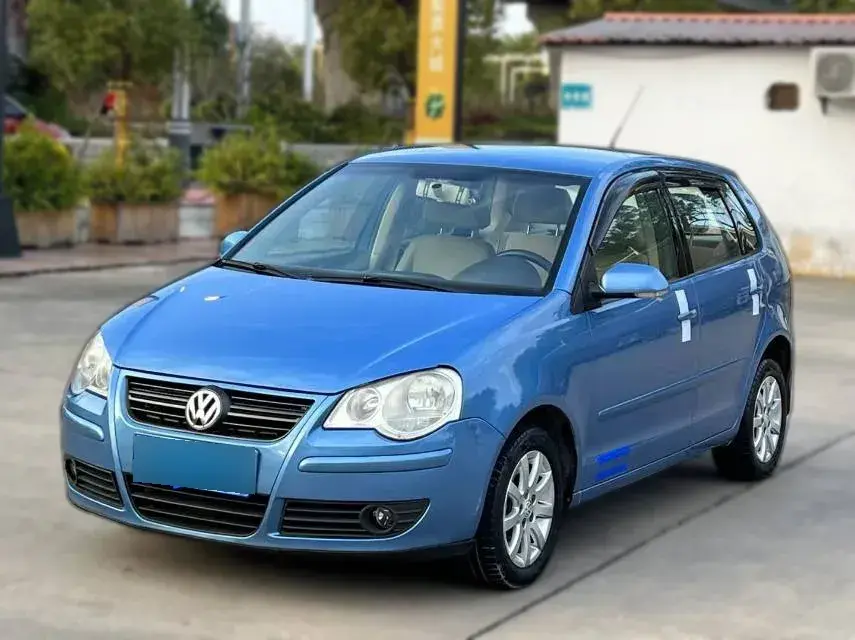 2009 Volkswagen Polo 1.4L 86HP L4 5MT