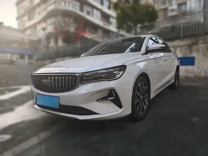 2025 Geely Emgrand 1.5L 127HP L4 CVT