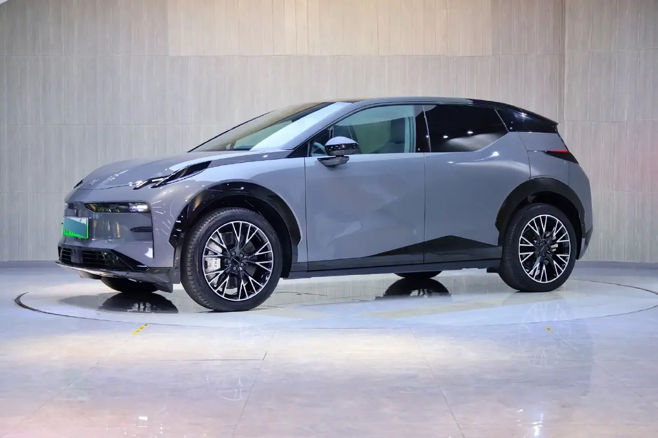 2024 Zeekr X BEV 66KWH