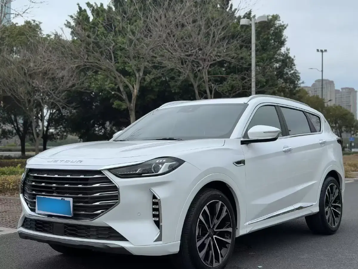 2023 Jetour X70 Plus 1.6T 197HP L4 7DCT