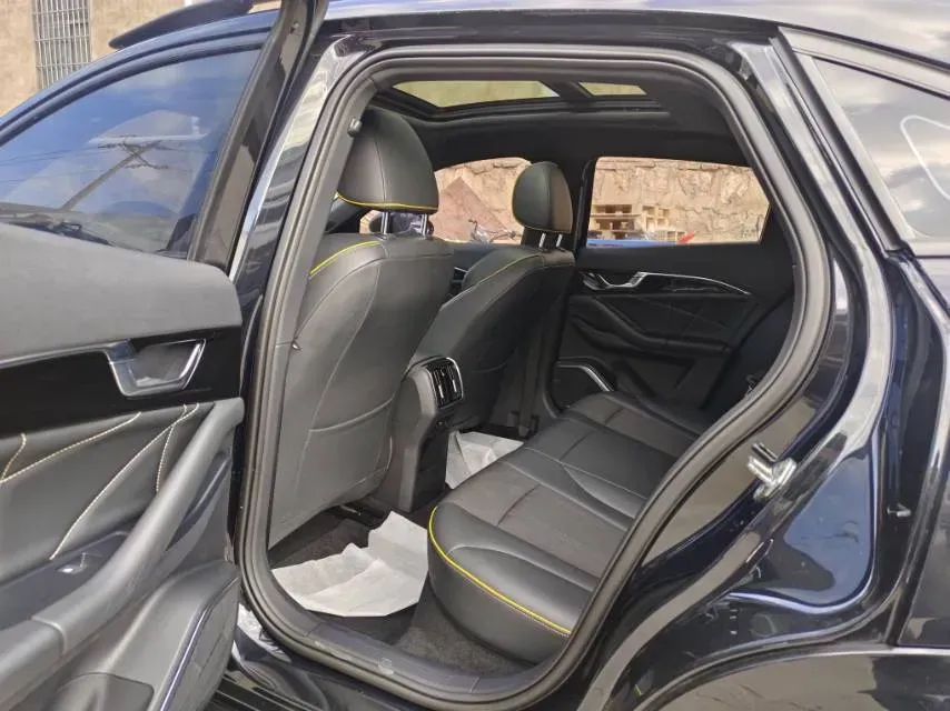 2022 Bestune B70S 1.5T 169HP L4 7DCT,autocango,china used car exporter,china ev exporter,chinese used car exporter,chinese used ev exporter