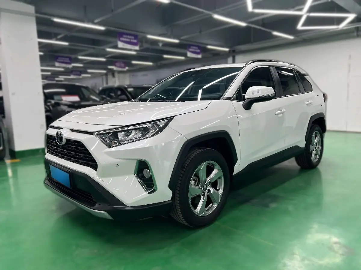 2020 Toyota RAV4 2.0L 171HP L4 CVT